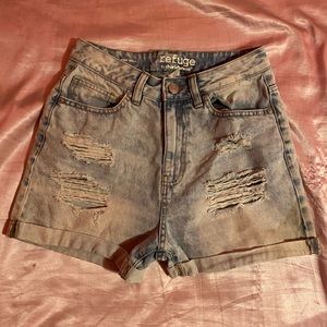 #5 DENIM ‘MOM’ SHORTS